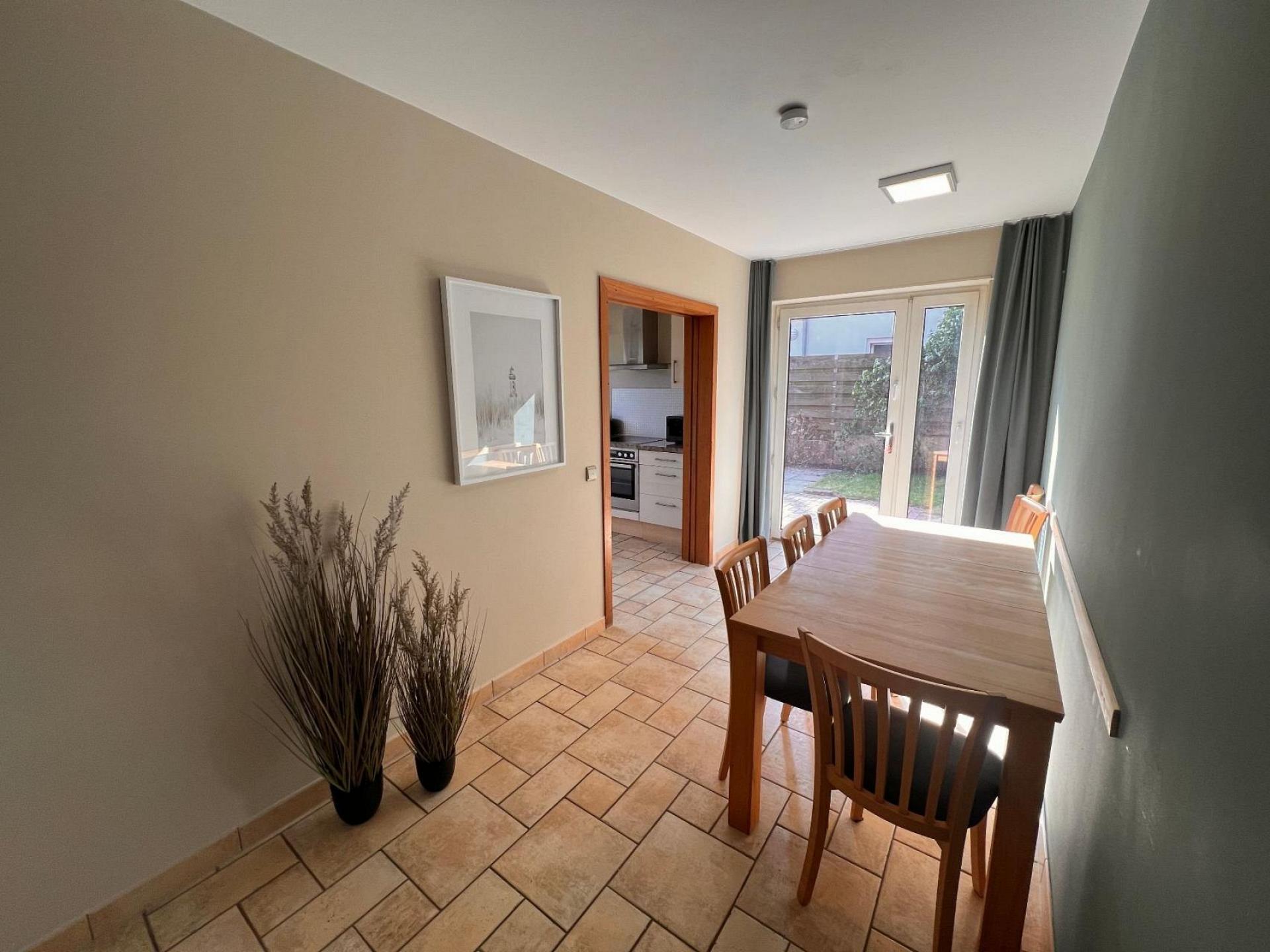 Ferienwohnung NW 19 mit großer Terrasse Foto 7