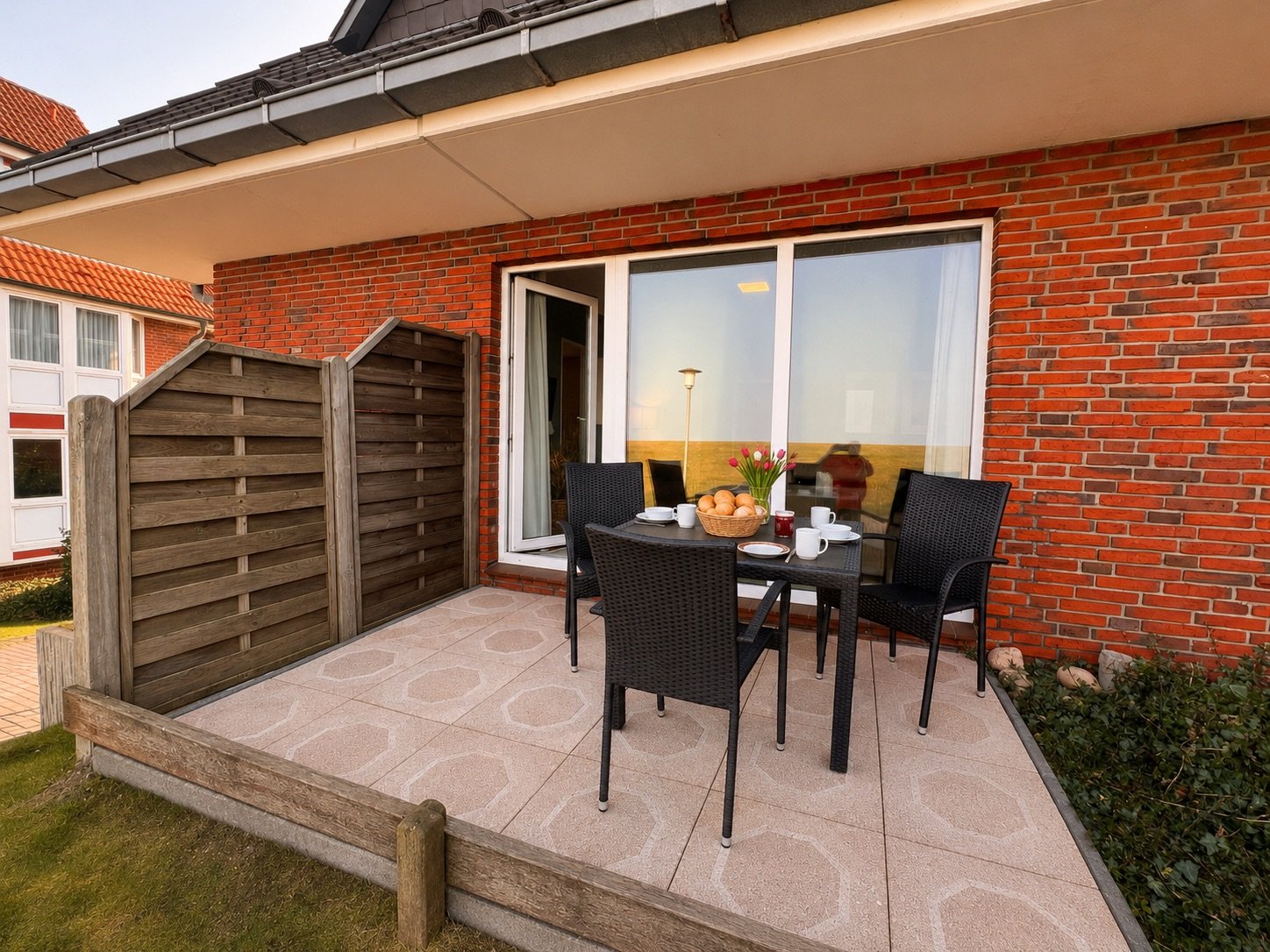 Ferienwohnung NW 21 Meerblick & Terrasse zur Seeseite Foto 11