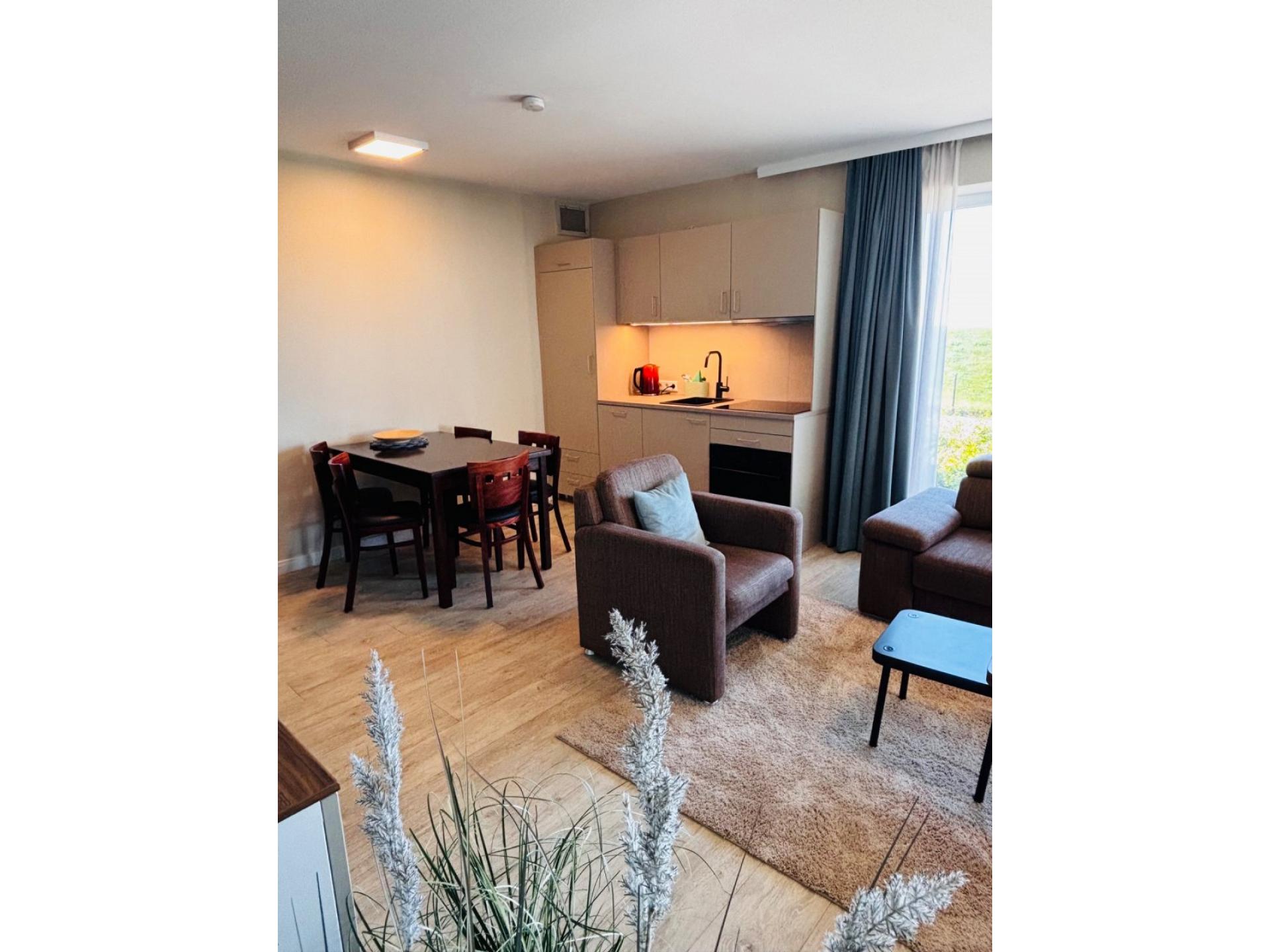 Ferienwohnung NW 21 Meerblick & Terrasse zur Seeseite Foto 6