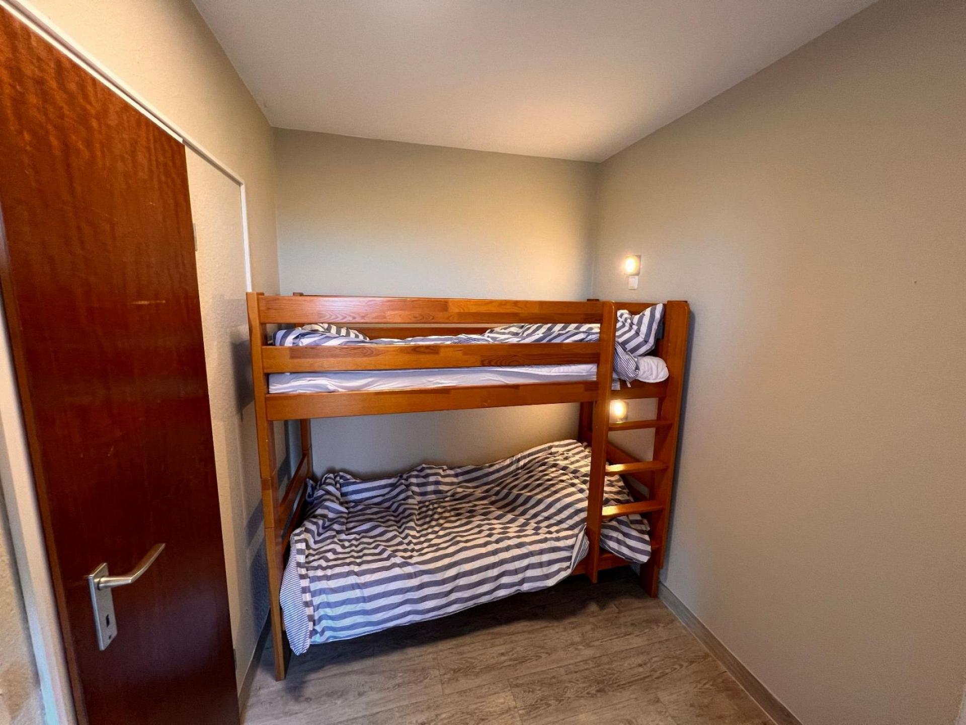 Ferienwohnung NW 24 Terasse mit Meerblick Foto 9