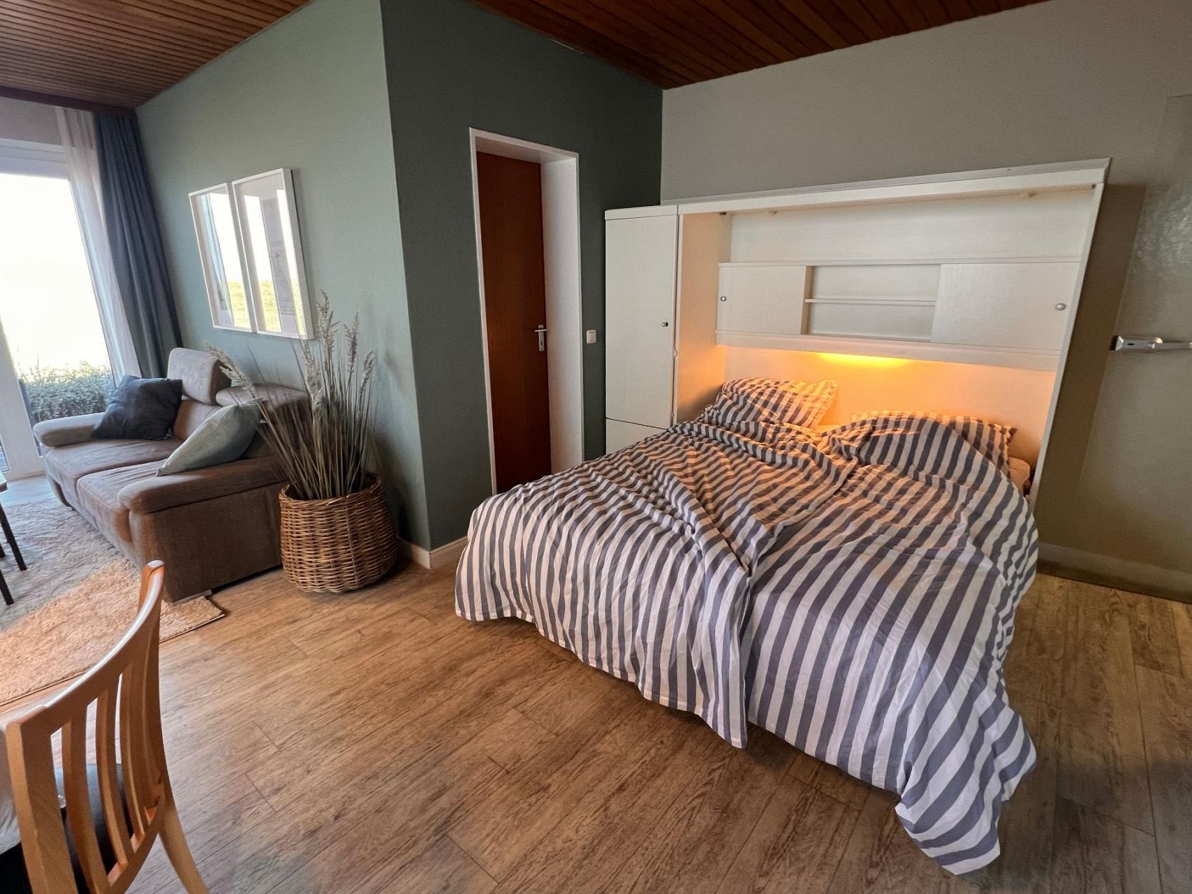 Ferienwohnung NW 26 Terrasse mit Meerblick Foto 3