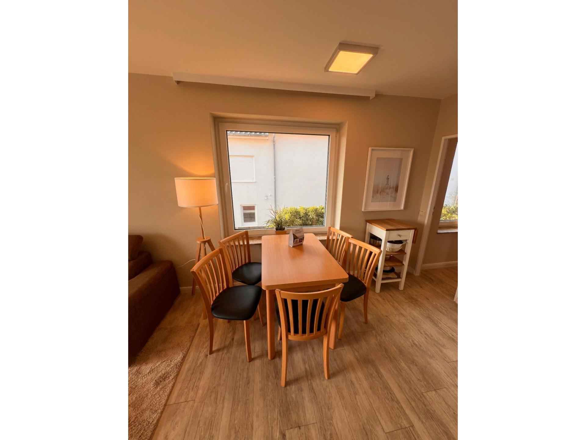Ferienwohnung NW 27 mit Balkon zur Südseite Foto 4