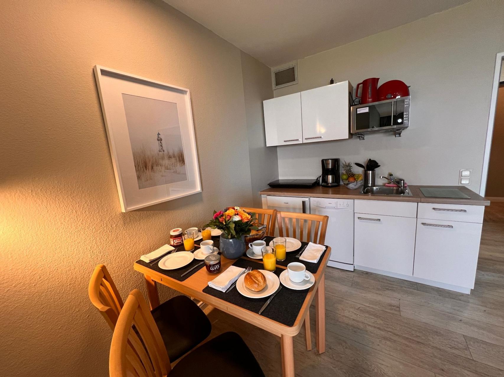 Ferienwohnung NW 35 Balkon mit Meerblick Foto 5