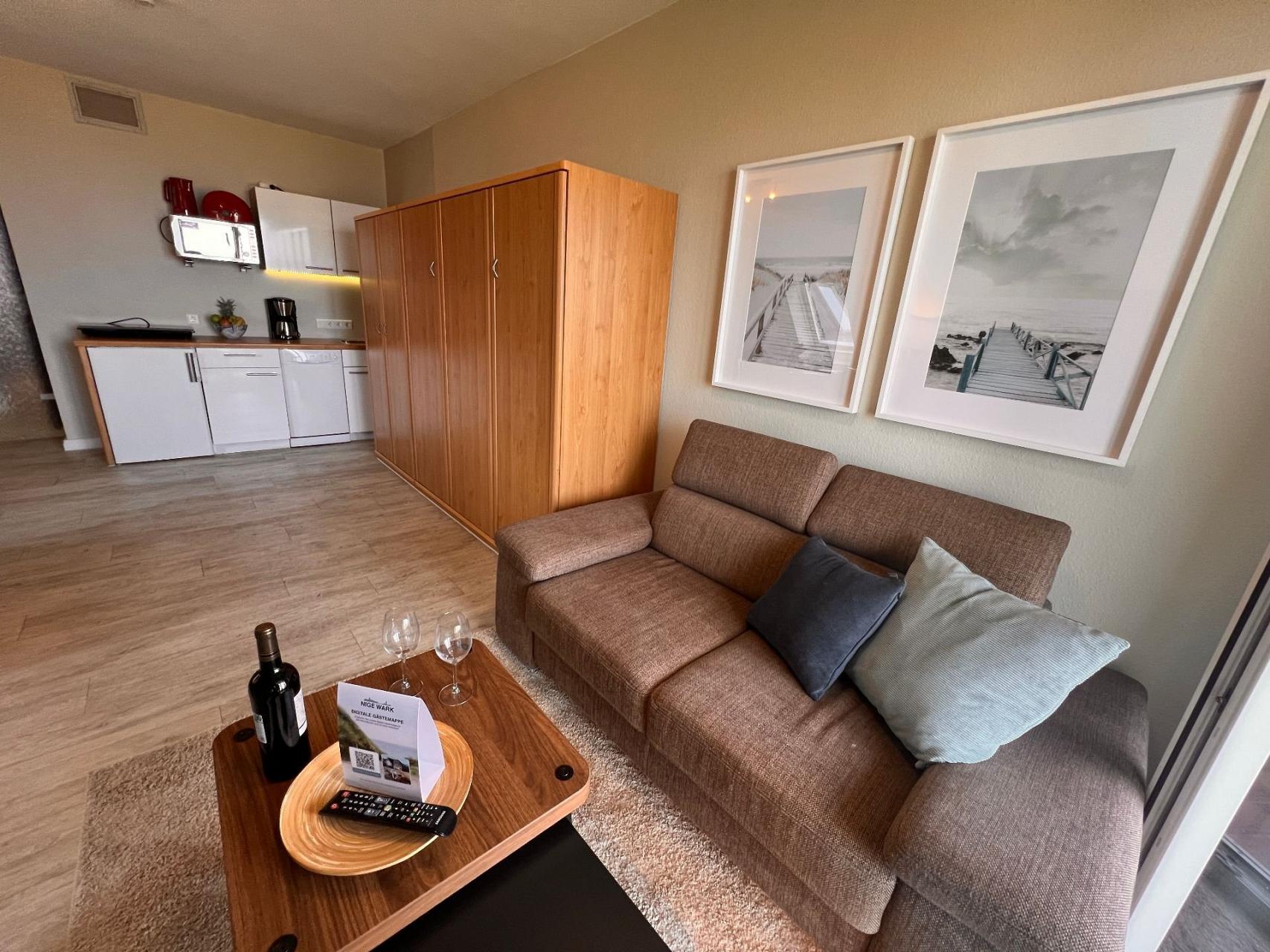 Ferienwohnung NW 42 Balkon mit Meerblick Foto 11