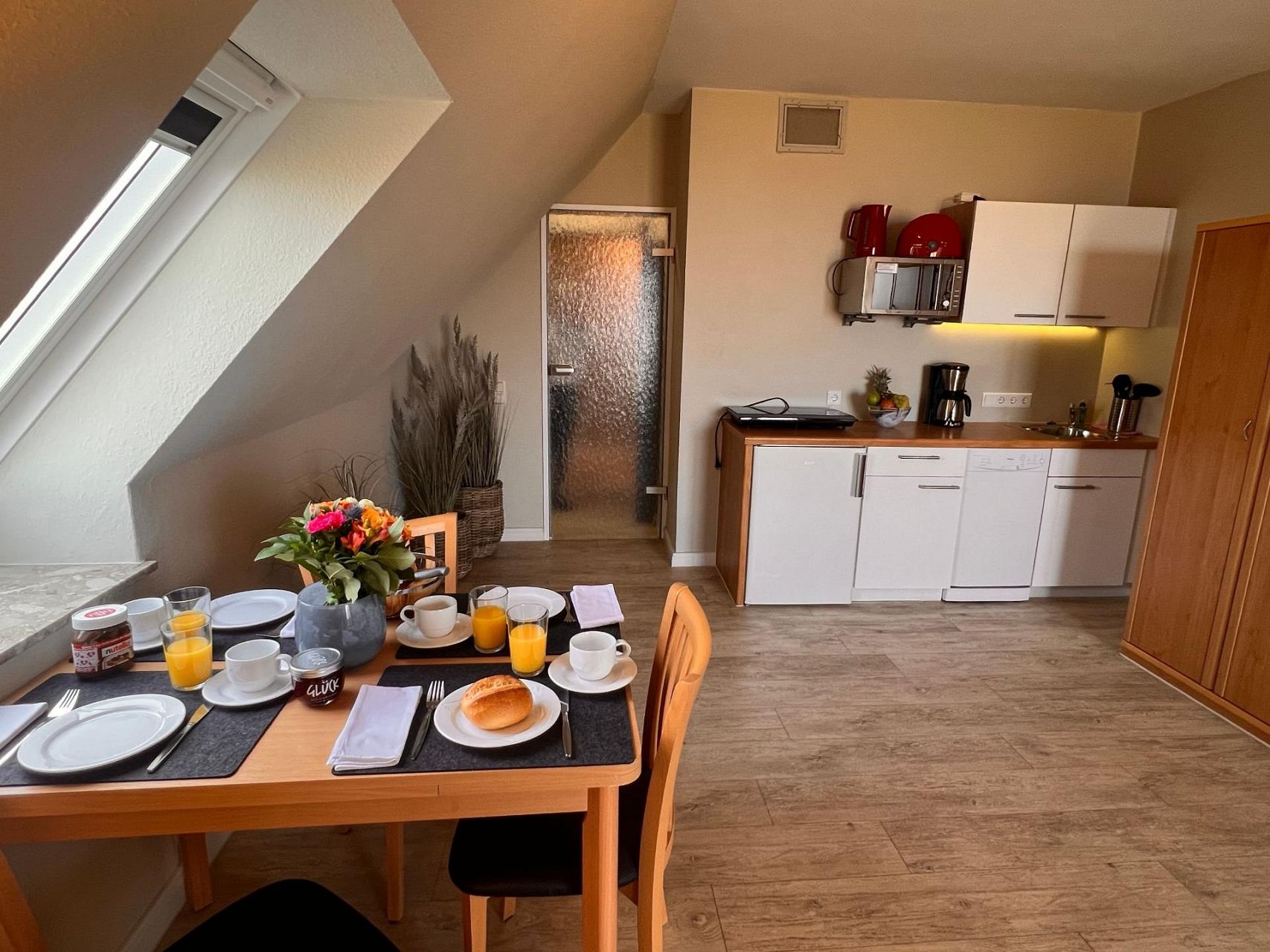 Ferienwohnung NW 42 Balkon mit Meerblick Foto 4