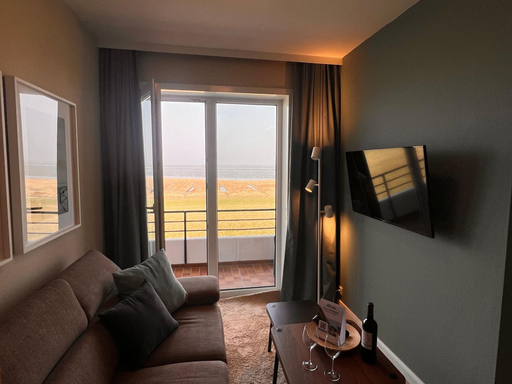 Ferienwohnung NW 42 Balkon mit Meerblick Foto 5