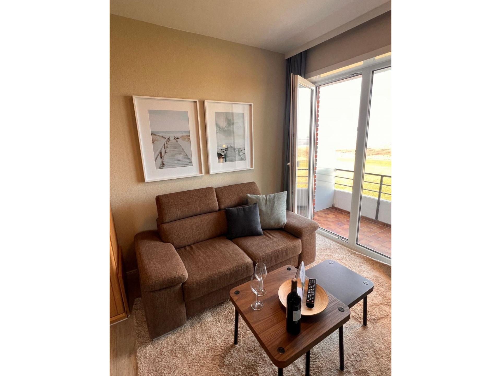 Ferienwohnung NW 42 Balkon mit Meerblick Foto 9