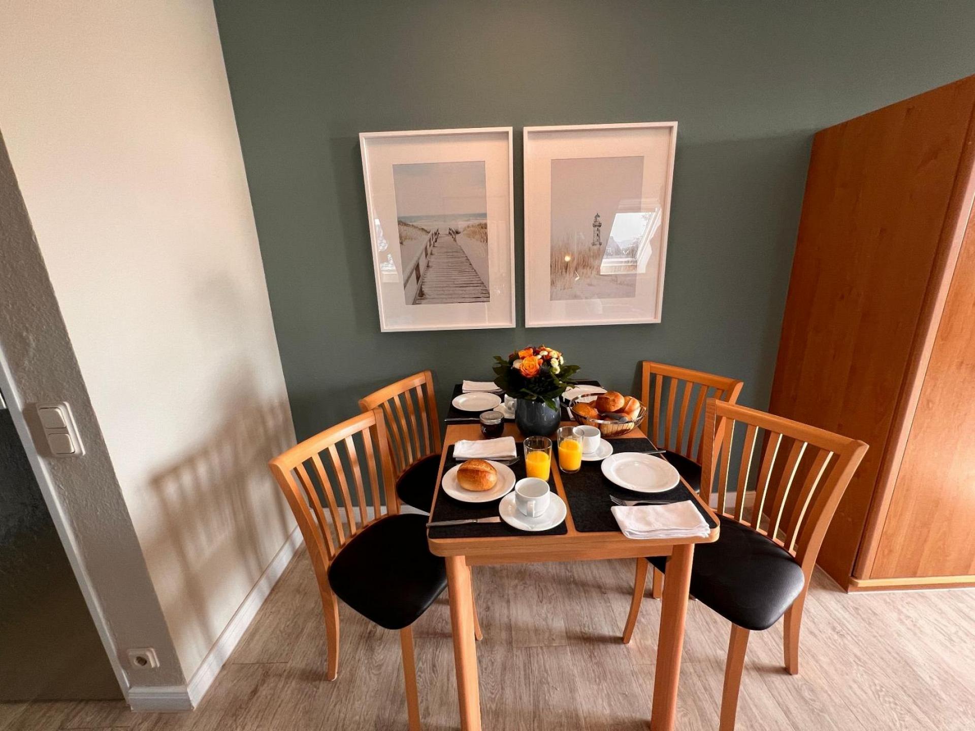 Ferienwohnung NW 44 mit Süd Balkon Foto 5