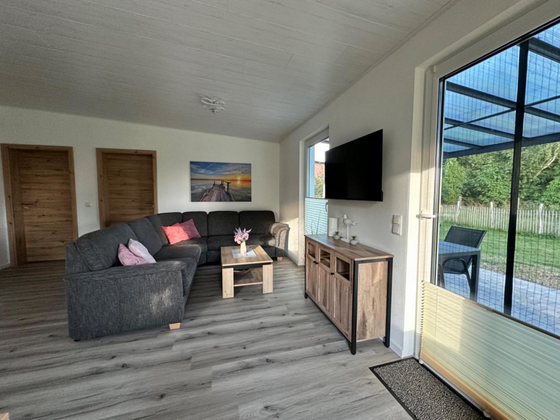 Wohnzimmer zur Terrasse