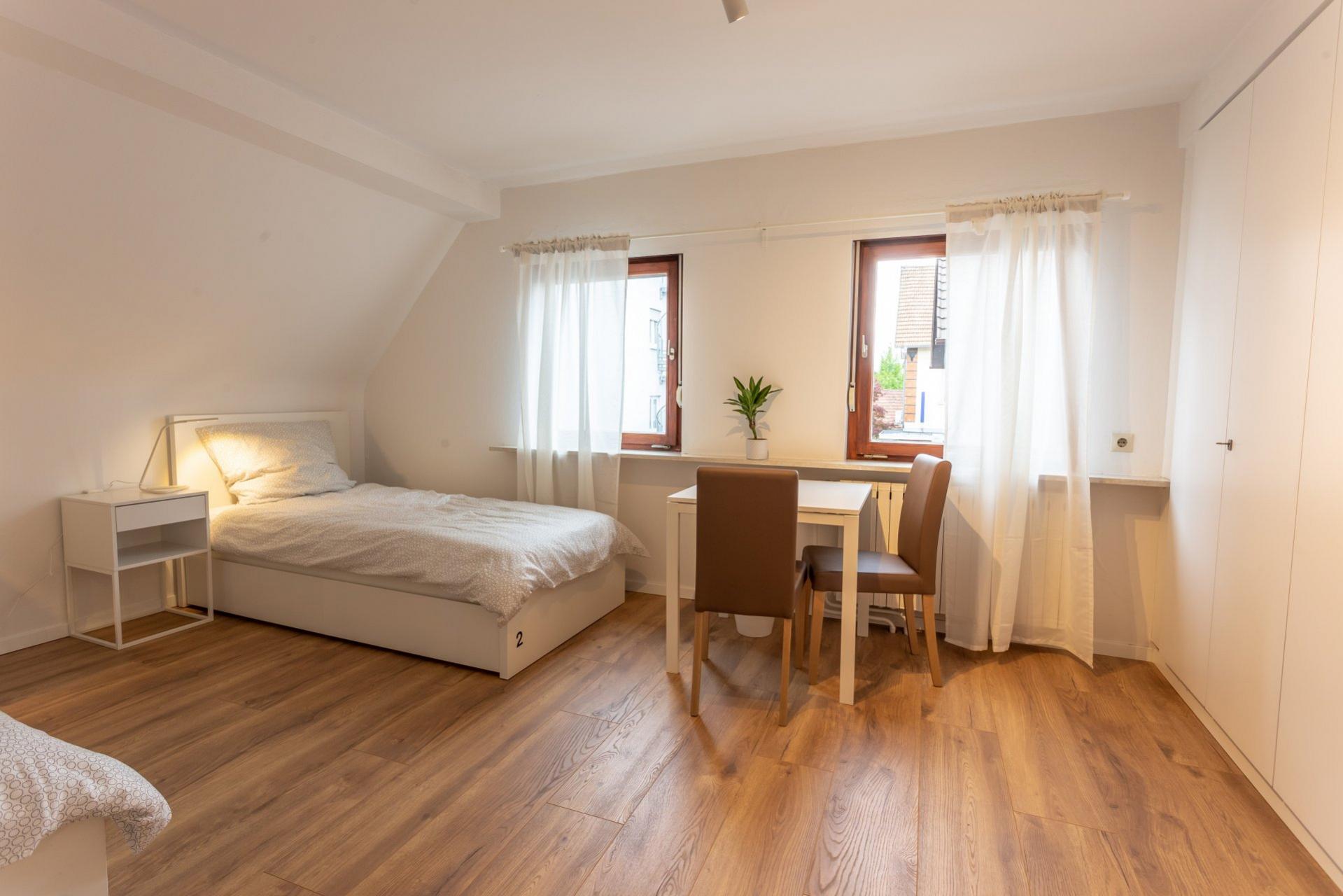 Doppelzimmer 5 - OG Foto 2