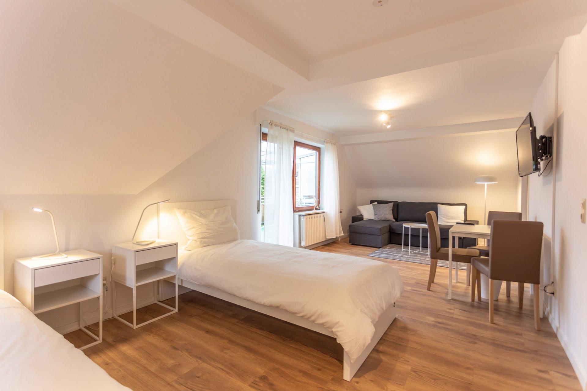Doppelzimmer 5 - OG Foto 4