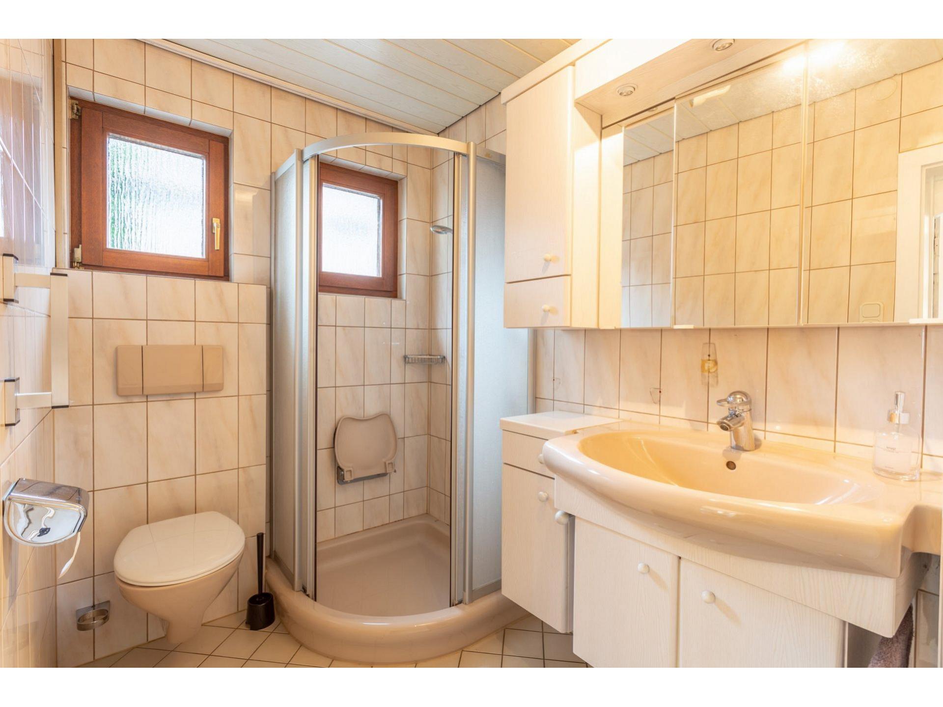 Doppelzimmer 5 - OG Foto 8
