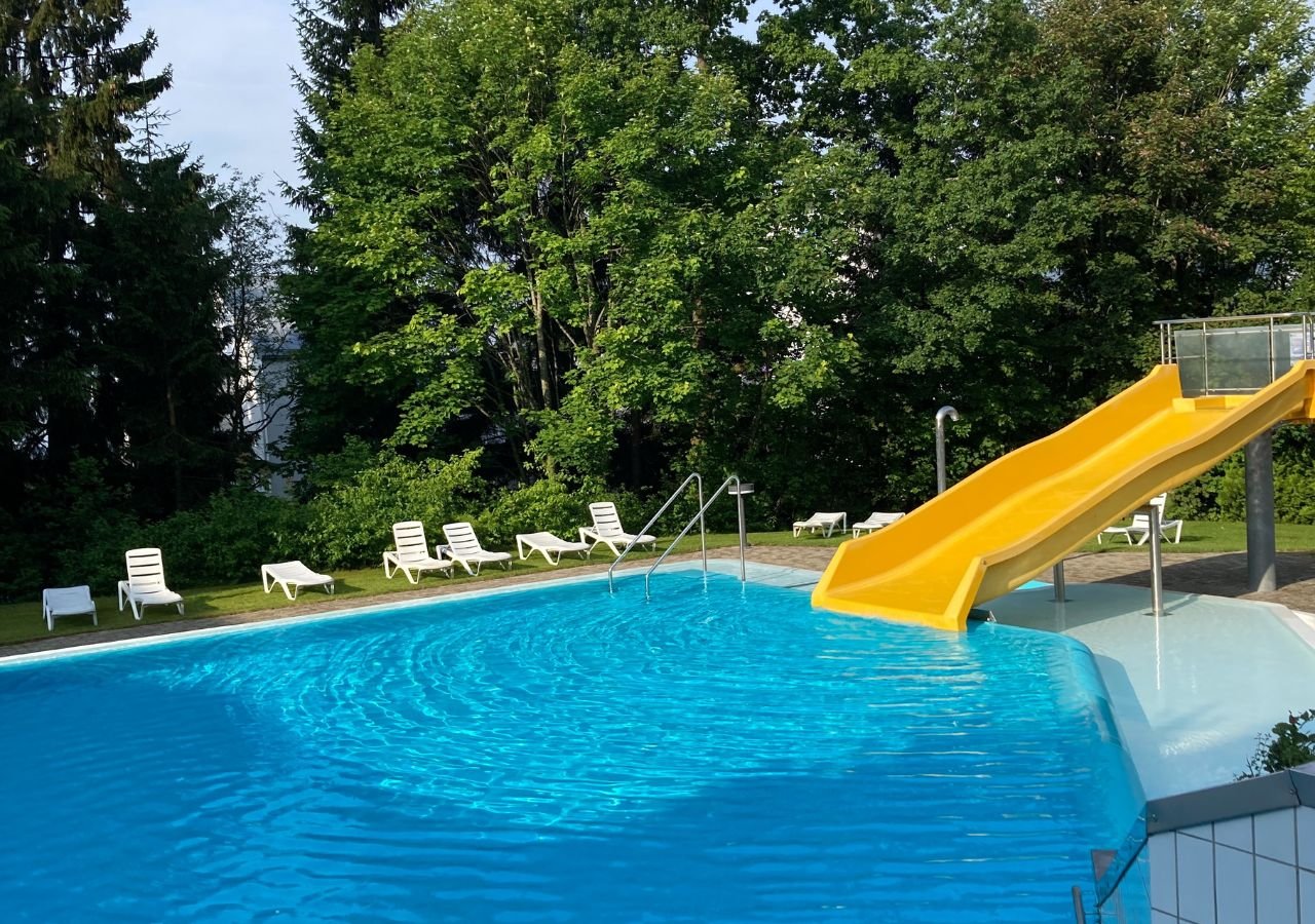 Außenpool (saisonal